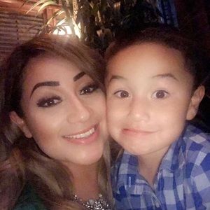 Meet your Posher, Daniela